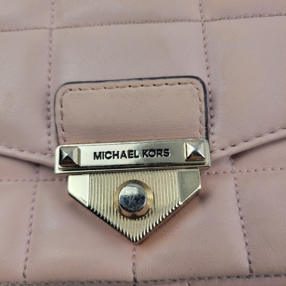 Michael Kors Soho leather quilted shoulder bag in blush - Picture 6 of 15